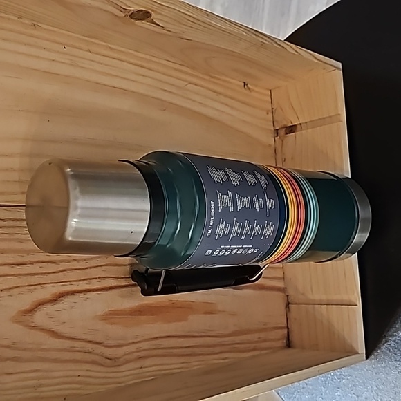 Stanley Pendleton Patterned Thermos - Picture 5 of 6